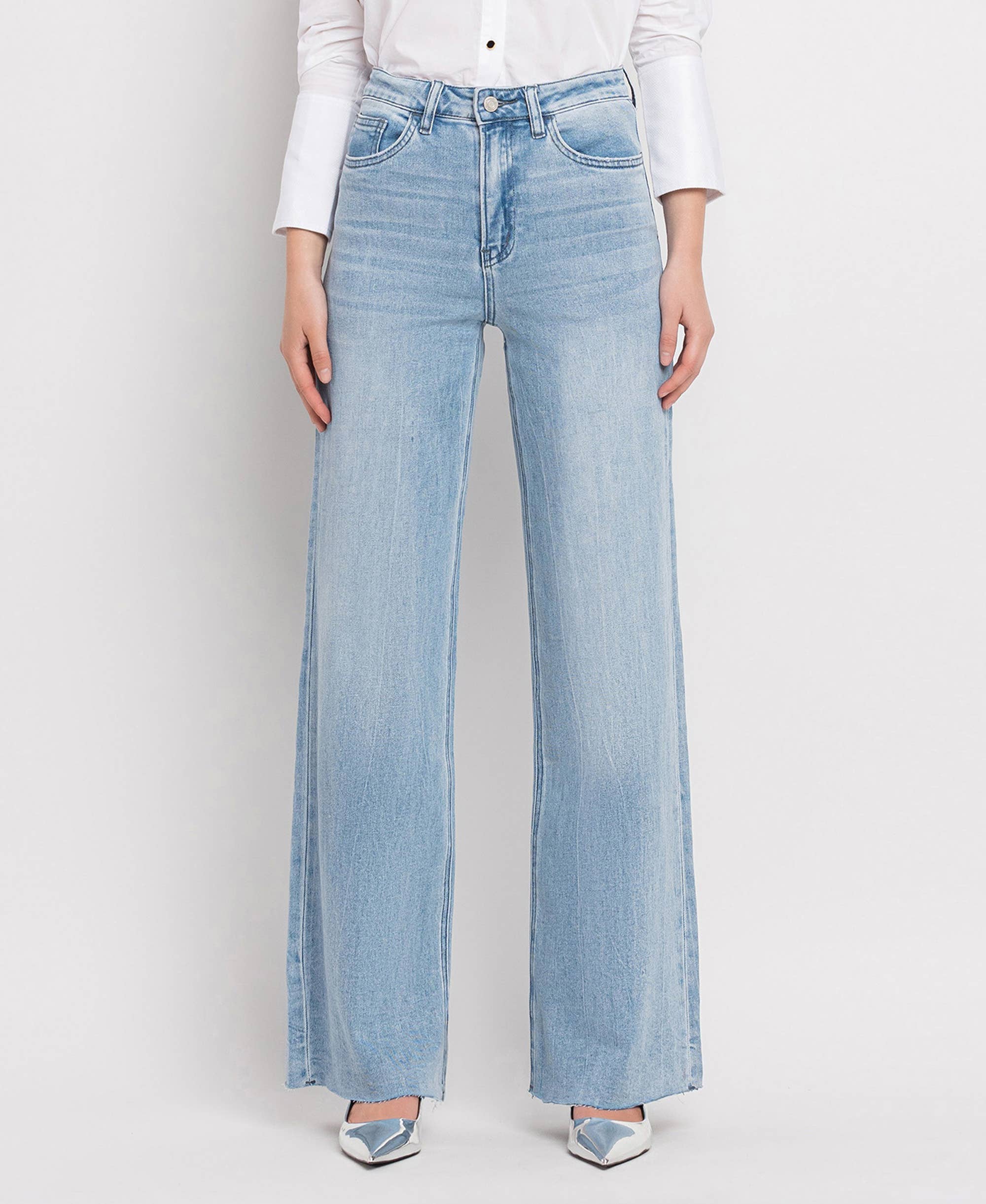 Super High-Rise Wide Leg Jean