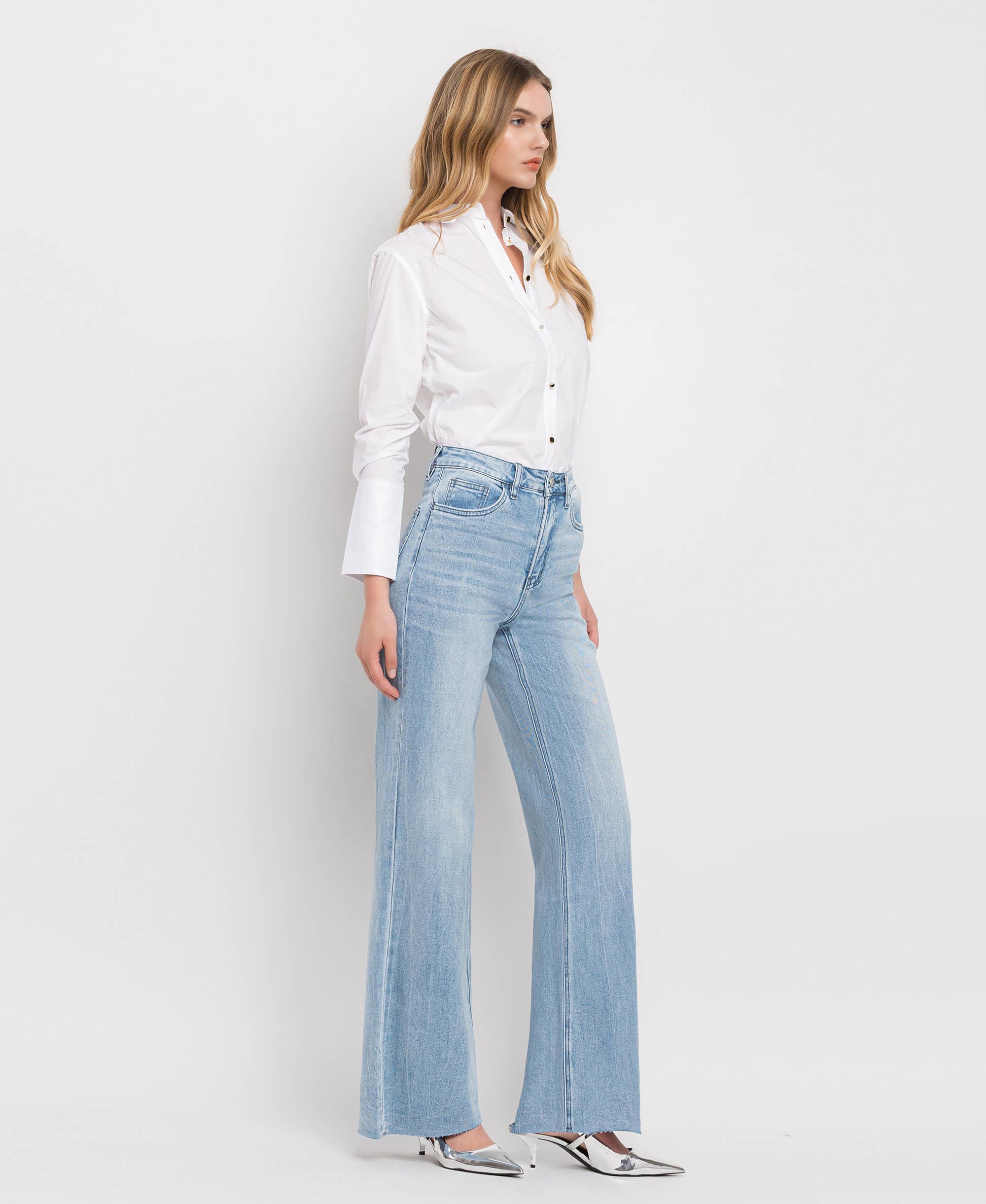 Super High-Rise Wide Leg Jean