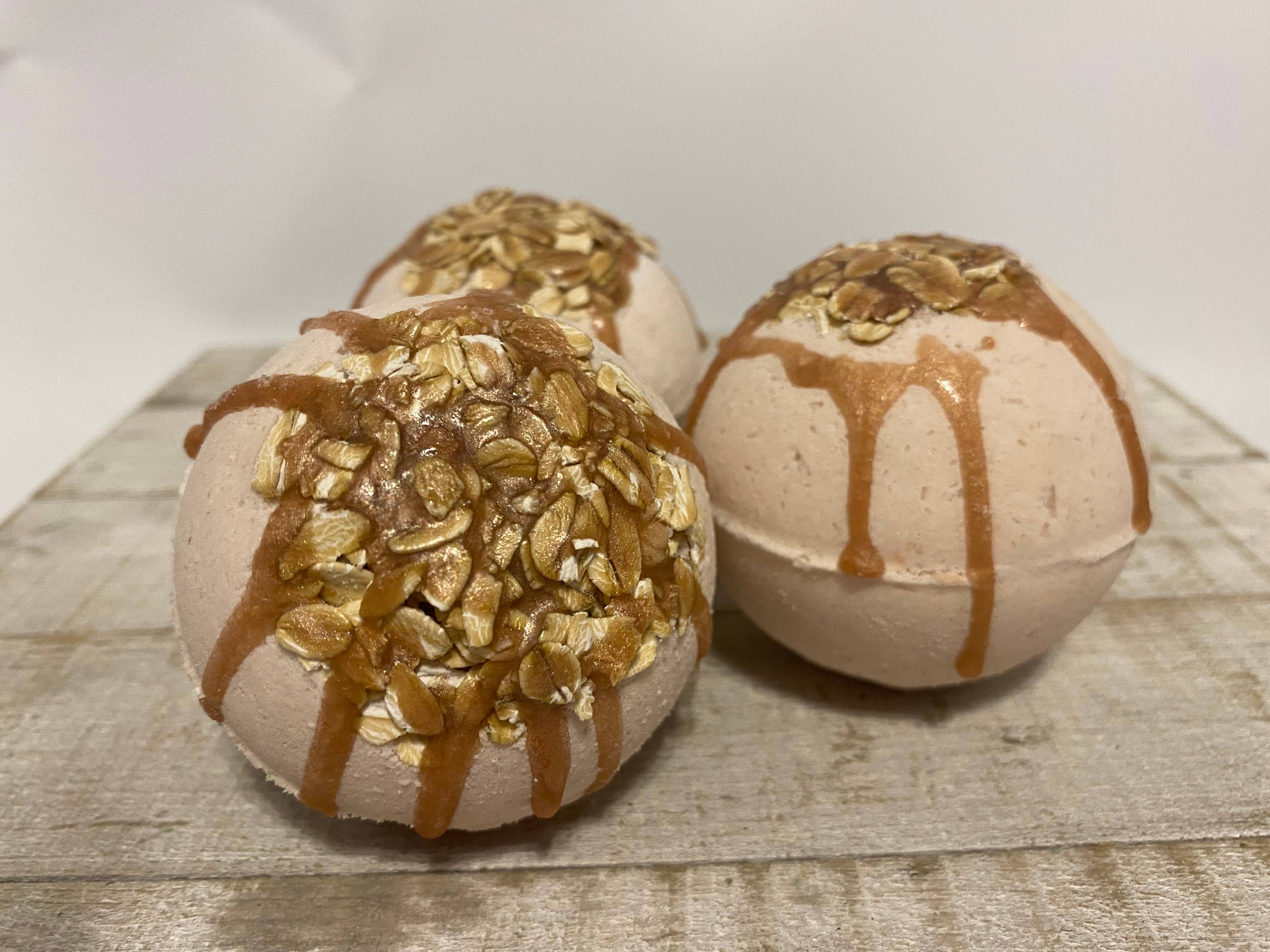 Oatmeal and Milk Bath Bomb - All natural, soothing bath bomb