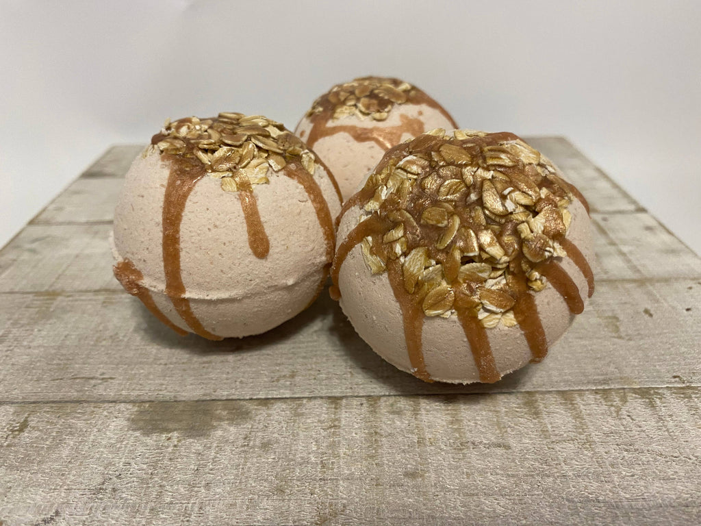 Oatmeal and Milk Bath Bomb - All natural, soothing bath bomb