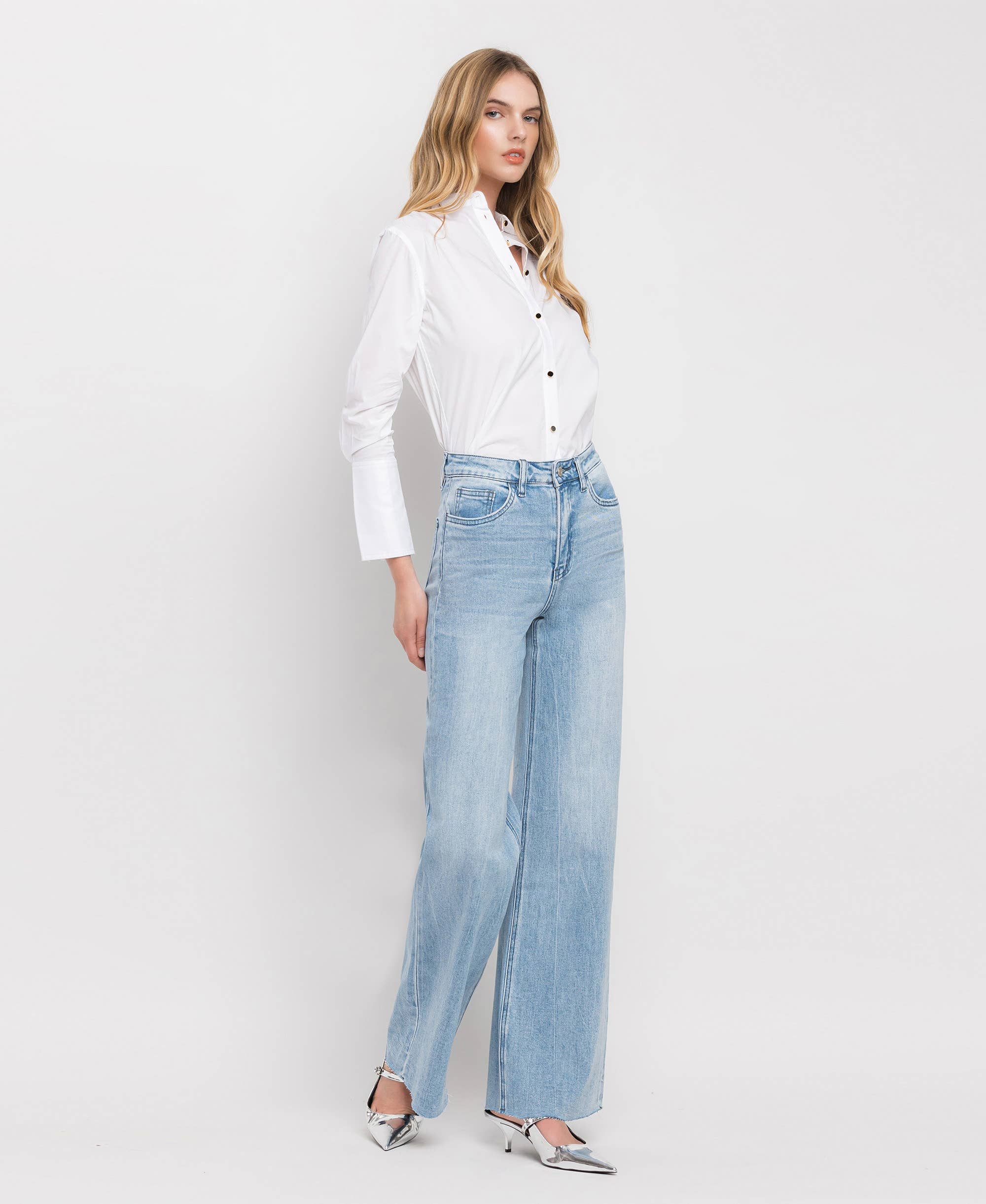 Super High-Rise Wide Leg Jean