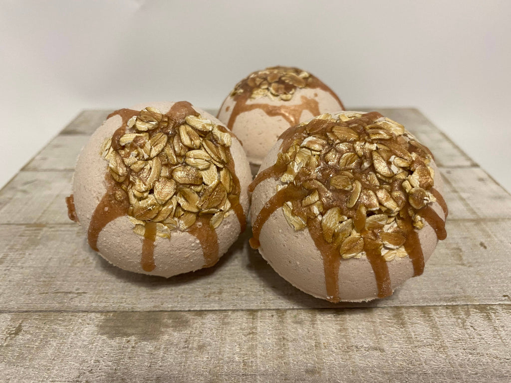 Oatmeal and Milk Bath Bomb - All natural, soothing bath bomb