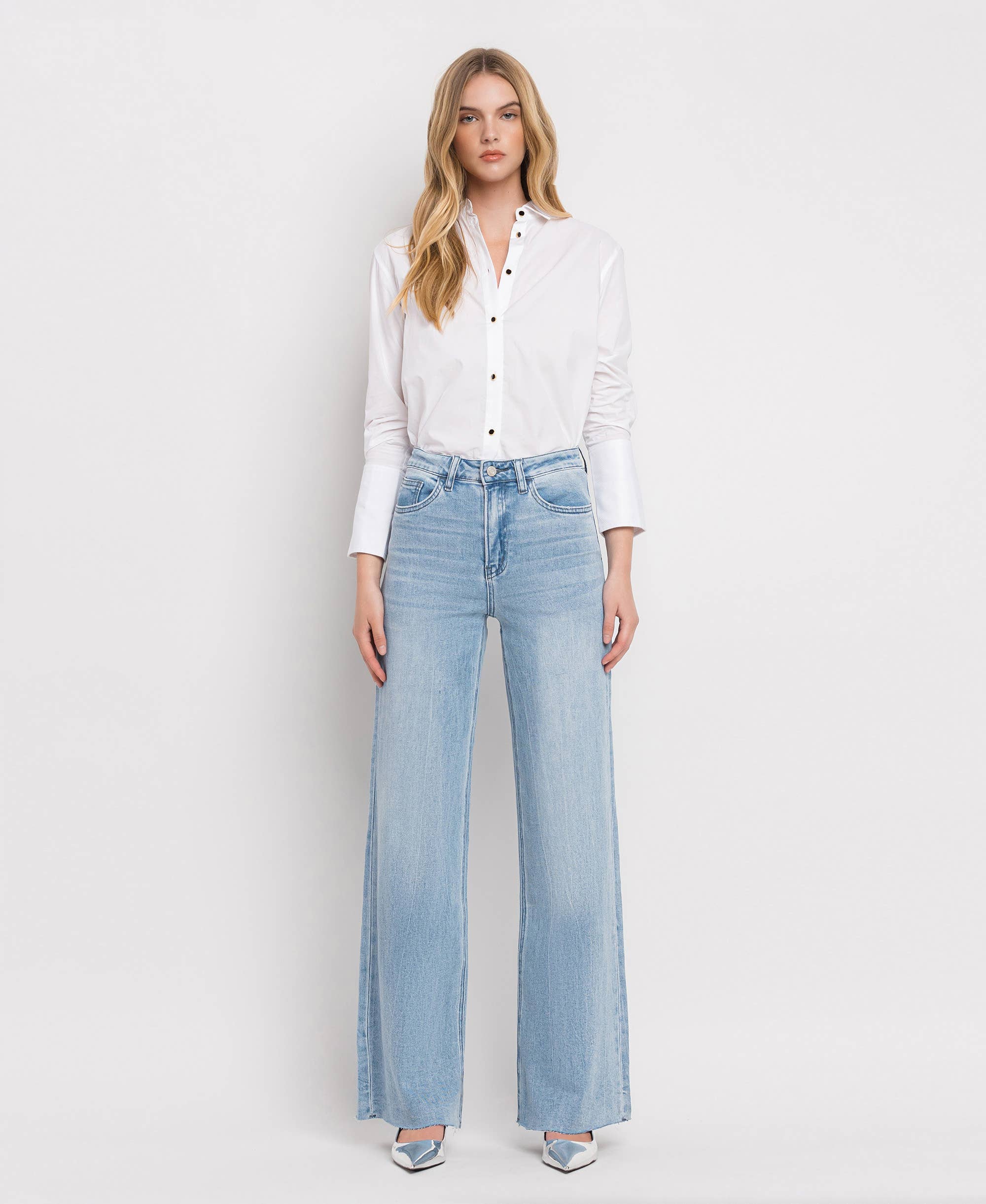 Super High-Rise Wide Leg Jean